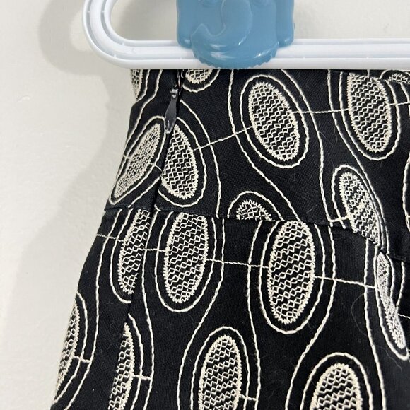 🎉Clearance🎉Ann Taylor Loft Black & White Oval Pattern Skirt Size 4 - Picture 4 of 7
